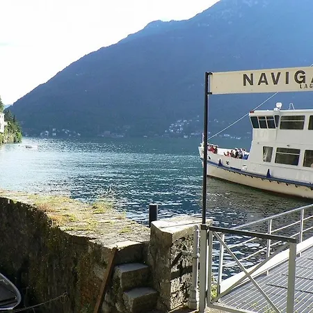 Waterfront Palazzo At Comolake *
